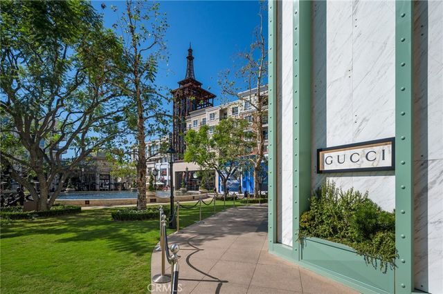 138 S Adams 1, Glendale, CA 91205