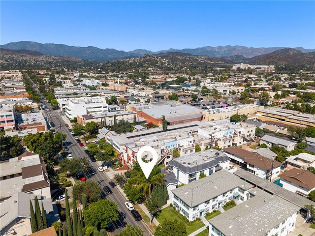 138 S Adams 1, Glendale, CA 91205
