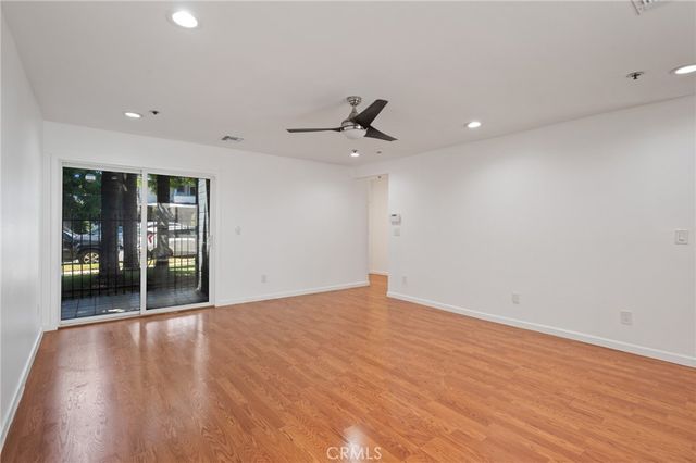 138 S Adams 1, Glendale, CA 91205
