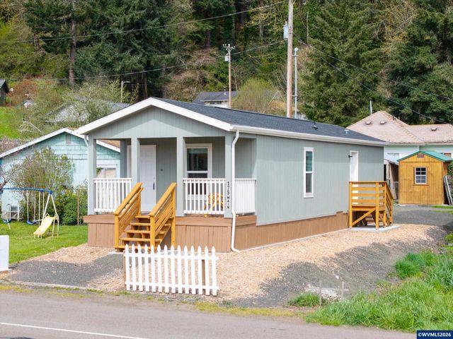175 E Main St, Alsea, OR 97324