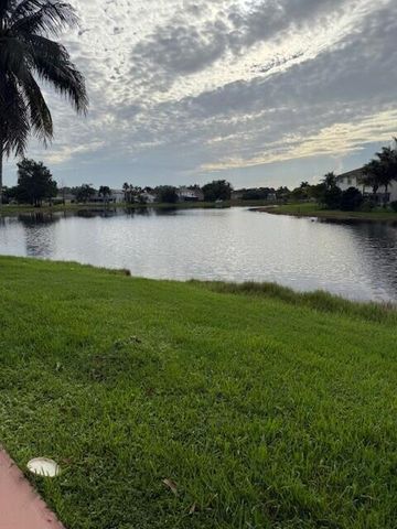 20525 SW 2nd Street, Pembroke Pines, FL 33029