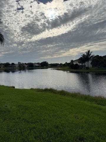 20525 SW 2nd Street, Pembroke Pines, FL 33029