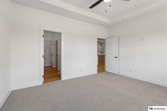 8815 Legacy Street, Papillion, NE 68046