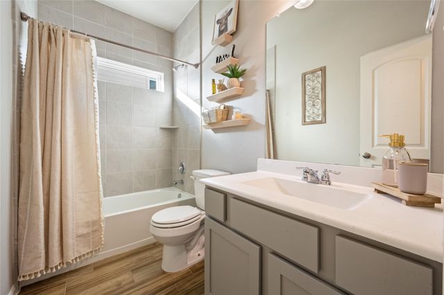 119 Comal Drive, Baytown, TX 77523