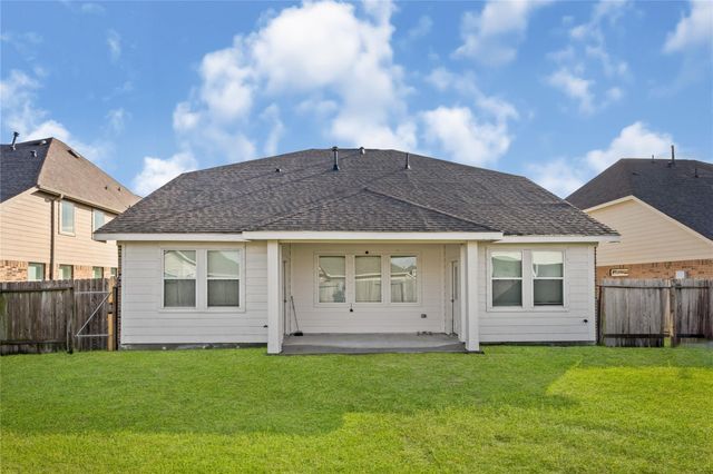 119 Comal Drive, Baytown, TX 77523
