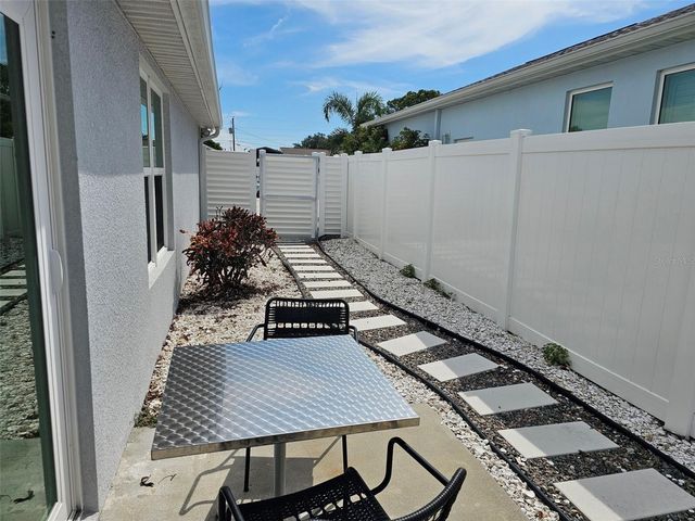5314 3RD AVENUE W, Bradenton, FL 34209
