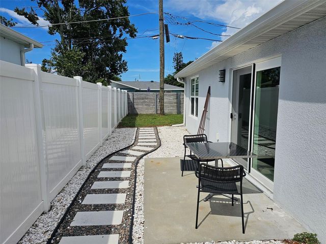 5314 3RD AVENUE W, Bradenton, FL 34209