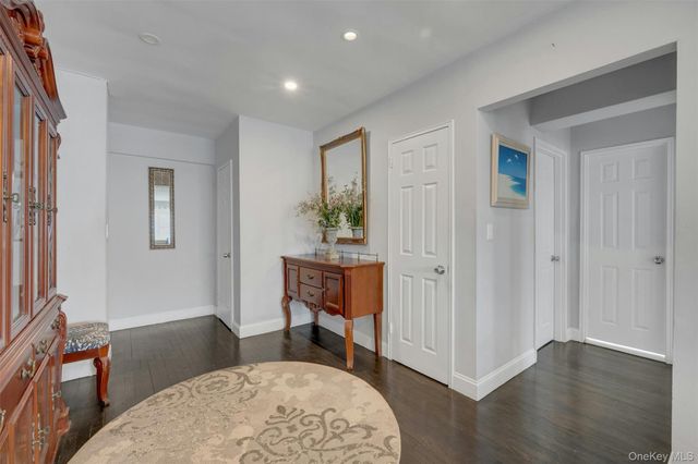 620 Pelham Road 3C, New Rochelle, NY 10805