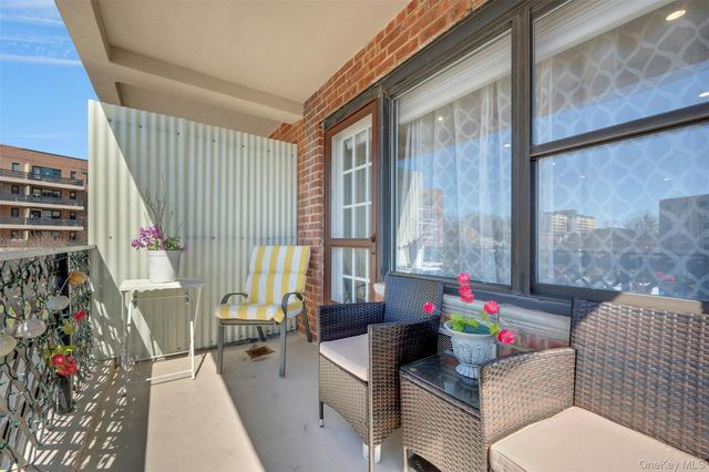 620 Pelham Road 3C, New Rochelle, NY 10805