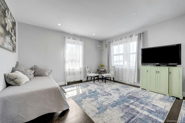 620 Pelham Road 3C, New Rochelle, NY 10805