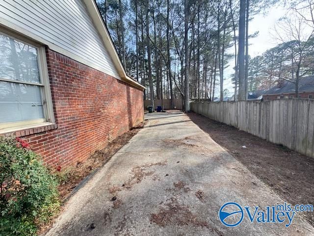 1863 Shellbrook Drive NW, Huntsville, AL 35806