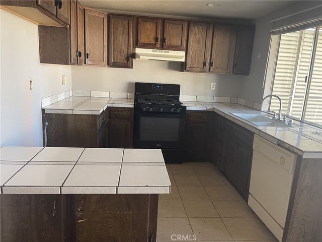 2303 El Rancho Circle, Hemet, CA 92545