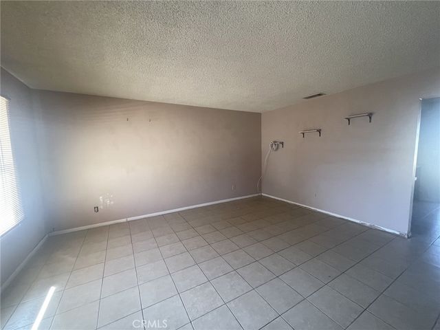 2303 El Rancho Circle, Hemet, CA 92545