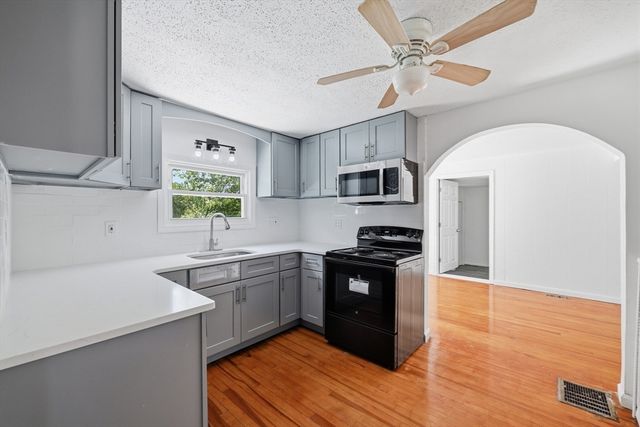 56 Lincoln Ave, South Hadley, MA 01075
