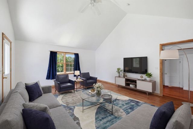56 Lincoln Ave, South Hadley, MA 01075