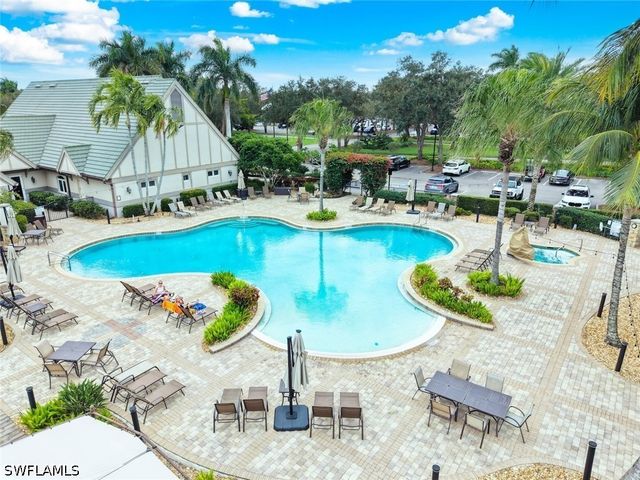 12692 Kinross LN, Naples, FL 34120