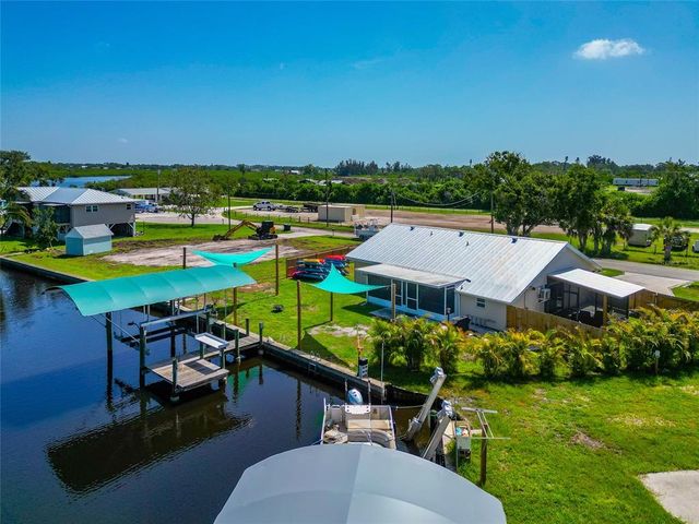 2306 41ST STREET E, Bradenton, FL 34208