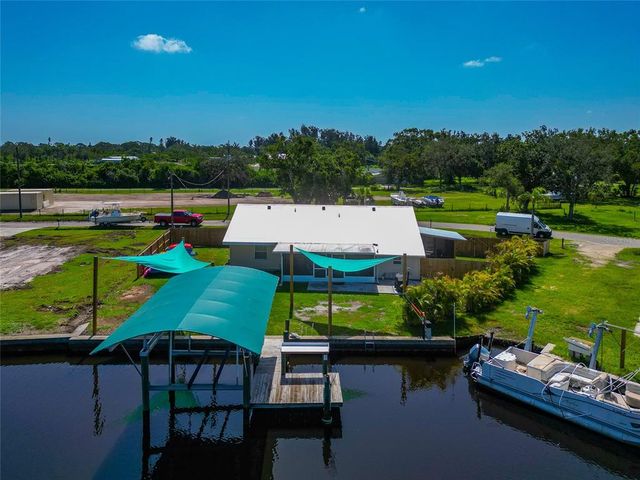 2306 41ST STREET E, Bradenton, FL 34208
