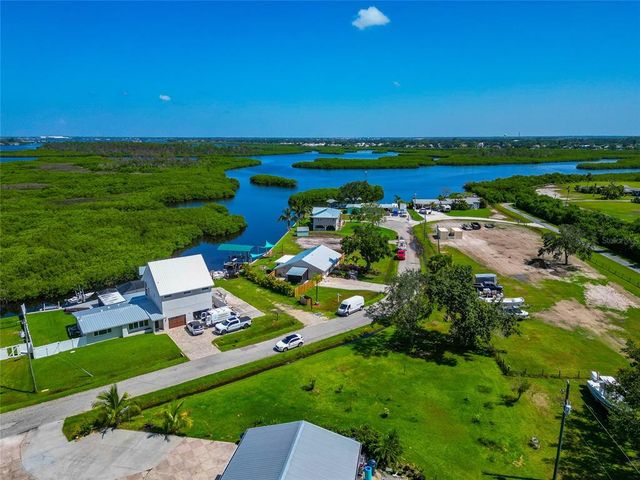 2306 41ST STREET E, Bradenton, FL 34208