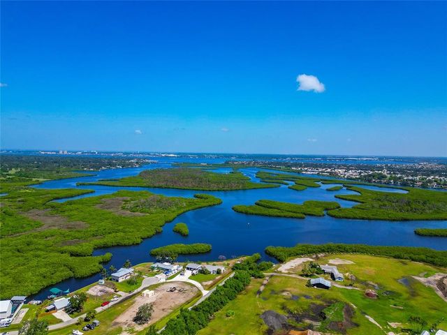 2306 41ST STREET E, Bradenton, FL 34208