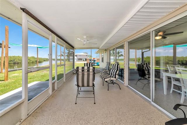 2306 41ST STREET E, Bradenton, FL 34208