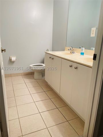 6364 Landings Way, Tamarac, FL 33321