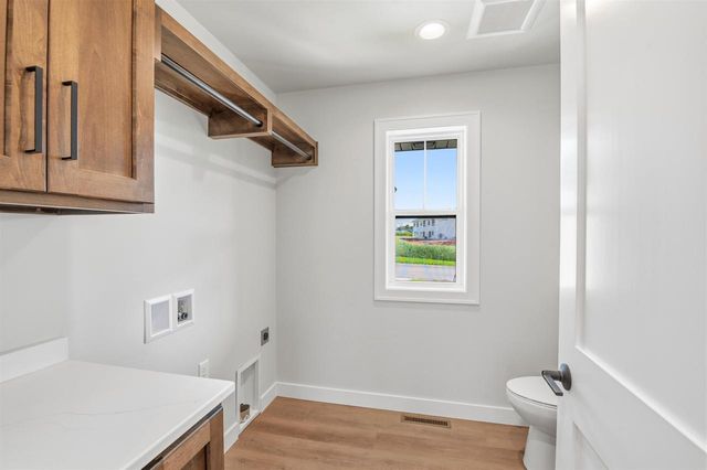2749 STELOR DRIVE, Green Bay, WI 54311