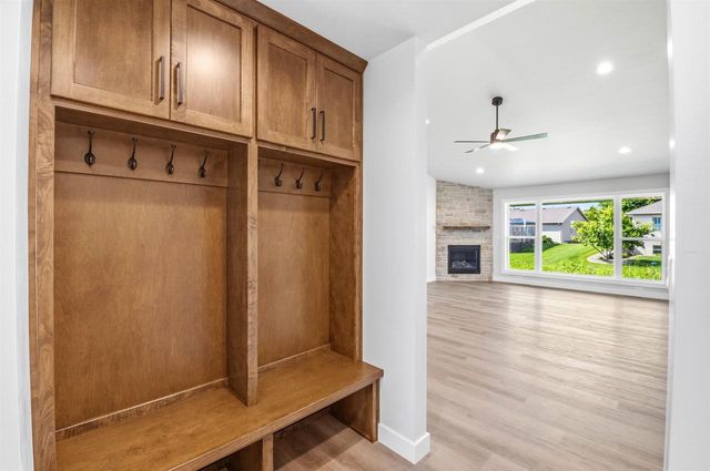 2749 STELOR DRIVE, Green Bay, WI 54311
