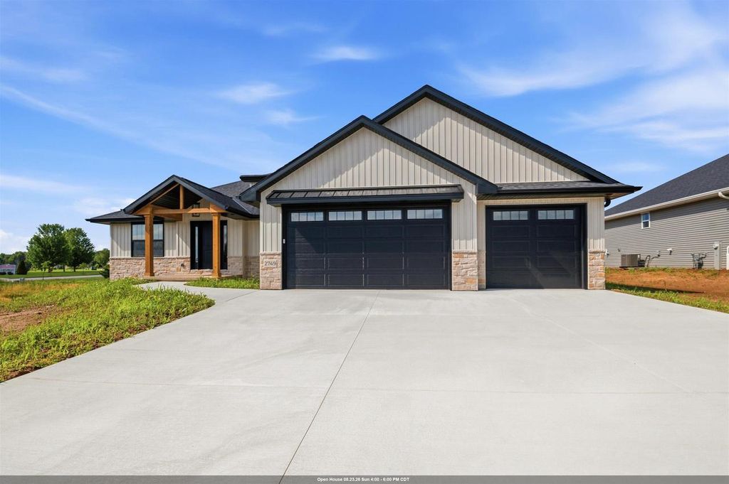 2749 STELOR DRIVE, Green Bay, WI 54311