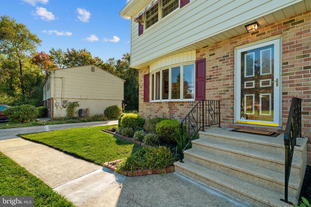 1265 LOWER FERRY ROAD, EWING, NJ 08618 — photo 5