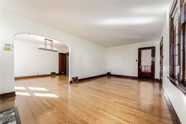 6711 Forest Avenue, Parma, OH 44129