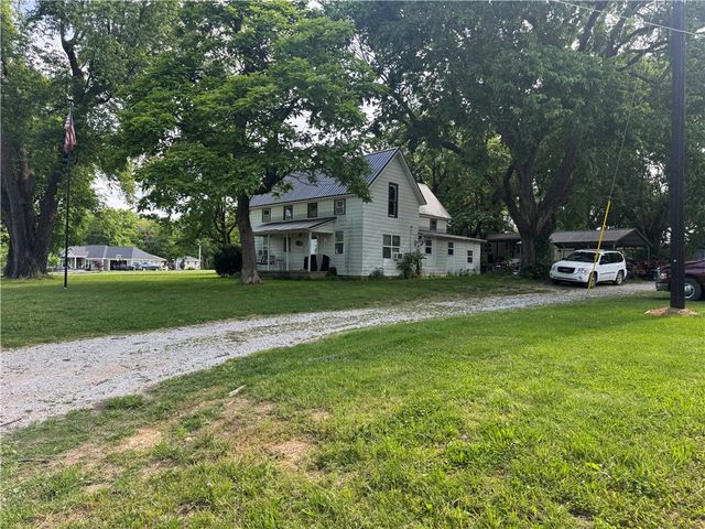 19066 Clear Water Road, Springdale, AR 72762