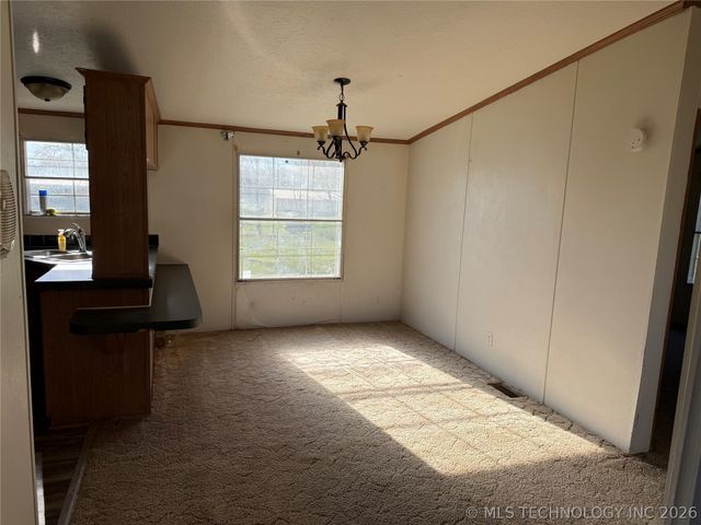 111 W Bryan, Calera, OK 74730