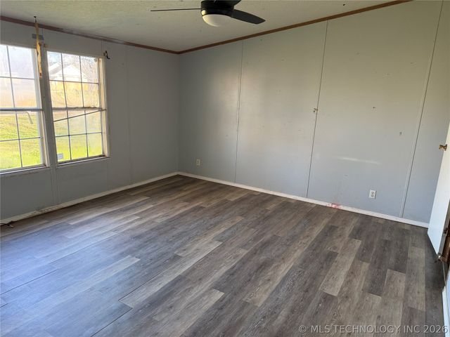 111 W Bryan, Calera, OK 74730