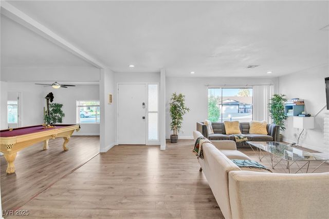 3153 Elmrock Place, Las Vegas, NV 89121