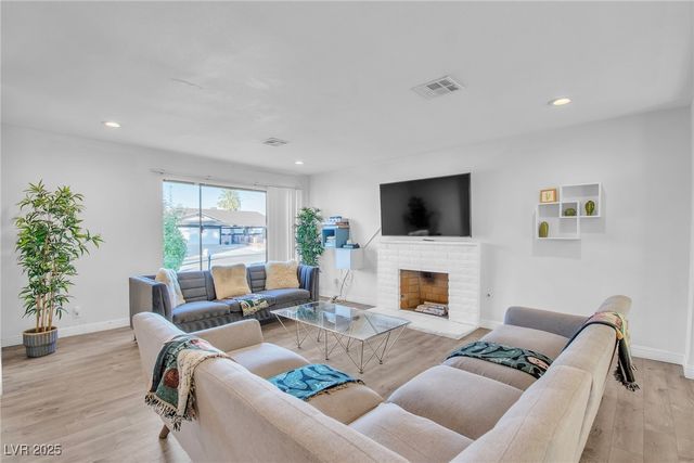 3153 Elmrock Place, Las Vegas, NV 89121