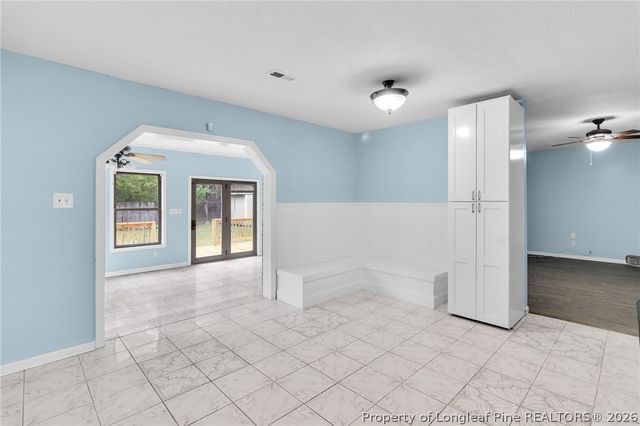 6933 Timbercroft Lane, Fayetteville, NC 28314