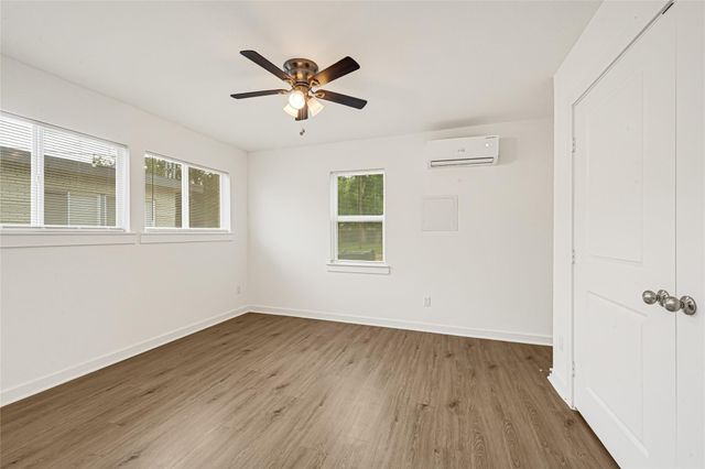 7529 Westover Street A, Houston, TX 77087