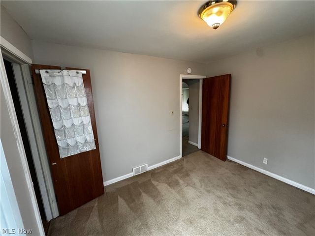 870 Frederick Boulevard, Akron, OH 44320