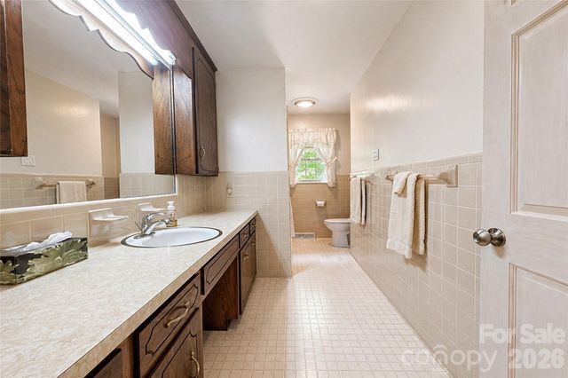270 Lewis Ferry Road, Statesville, NC 28677