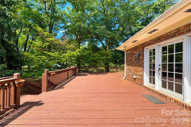 270 Lewis Ferry Road, Statesville, NC 28677