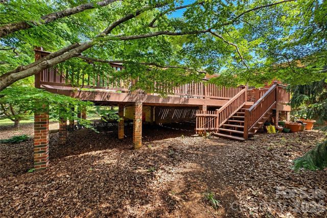 270 Lewis Ferry Road, Statesville, NC 28677