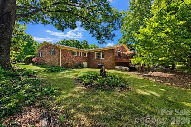 270 Lewis Ferry Road, Statesville, NC 28677