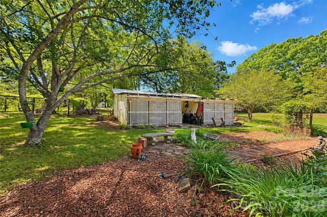 270 Lewis Ferry Road, Statesville, NC 28677