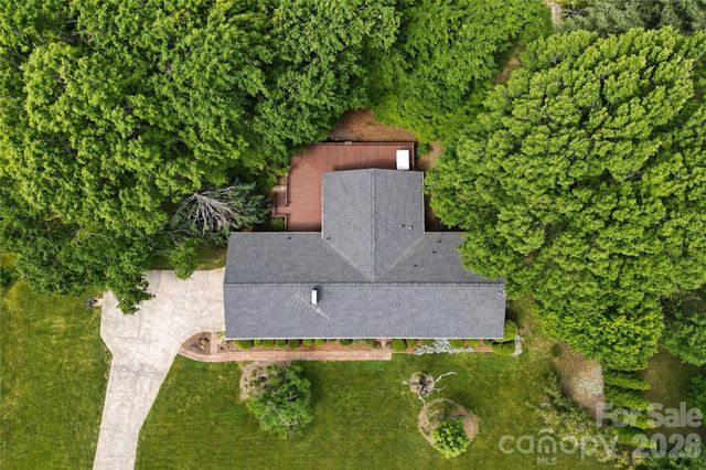 270 Lewis Ferry Road, Statesville, NC 28677