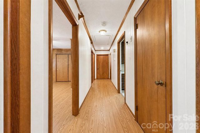 270 Lewis Ferry Road, Statesville, NC 28677
