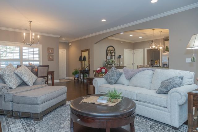 4839 Paddock Drive, Evansville, IN 47715