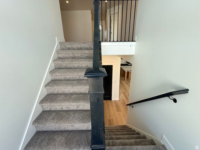 2405 W 3200 N, Farr West, UT 84404