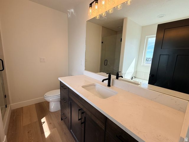 2405 W 3200 N, Farr West, UT 84404