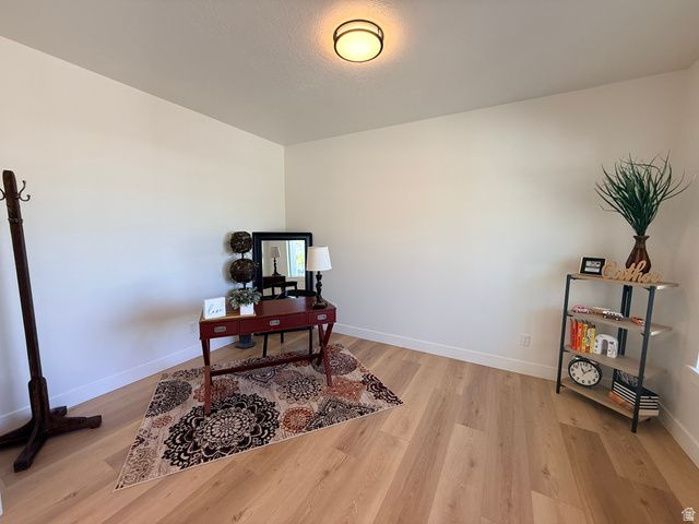 2405 W 3200 N, Farr West, UT 84404